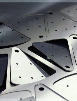 lazernaya-rezka-nerjaveyki